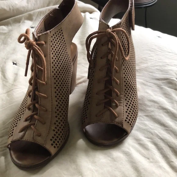 Call it Spring Booties - Picture 2 of 4